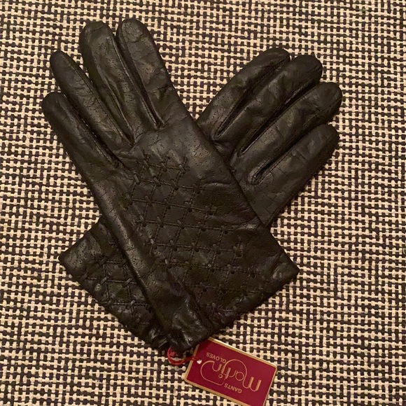 Accessories - - NWT Leather Gloves -